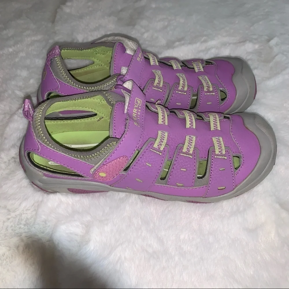 Sperry Wet Tech Fisherman Sandals, youth size 5
